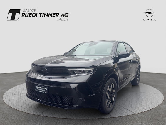 First vehicle image First vehicle image