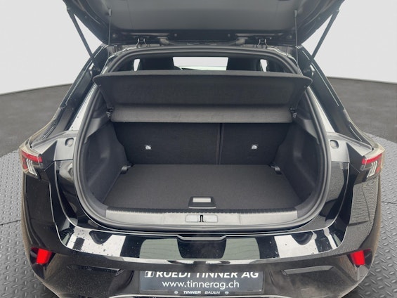 Vehicle image 9 Vehicle image 9