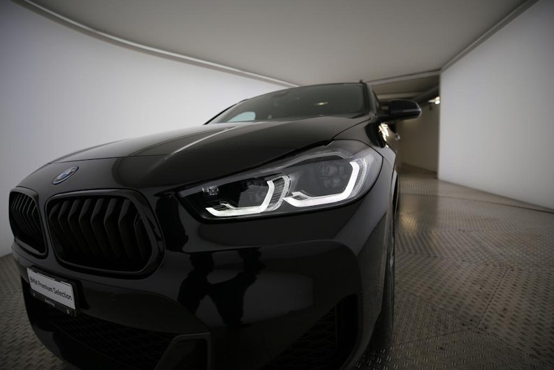 Vehicle image BMW X2