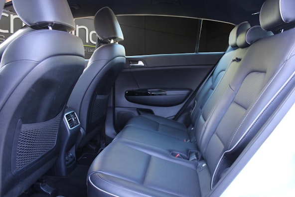 Vehicle image 10 Vehicle image 10