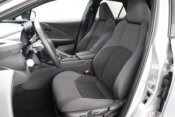 TOYOTA C-HR 2.0 HEV Trend 4x4 2