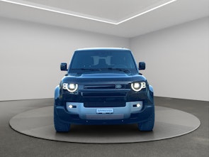 Vehicle image LAND ROVER Defender 90 3.0 D I6 SE