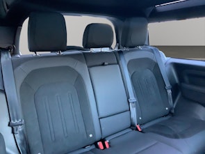 Vehicle image LAND ROVER Defender 90 3.0 D I6 SE