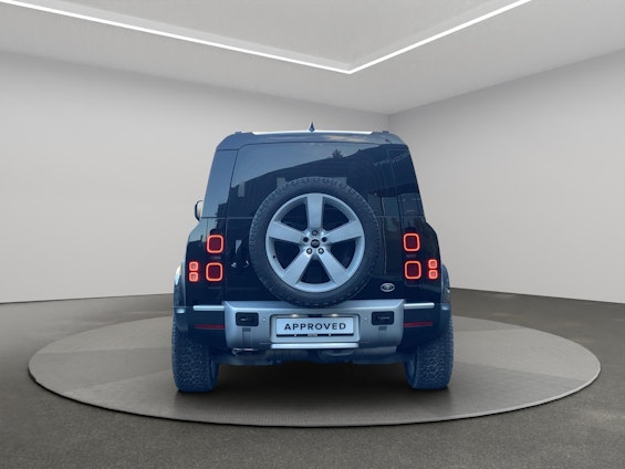 Vehicle image 4 Vehicle image 4