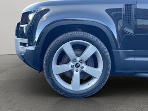 Vehicle image LAND ROVER Defender 90 3.0 D I6 SE