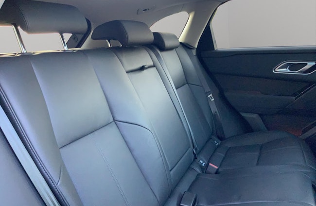 Vehicle image 6 Vehicle image 6