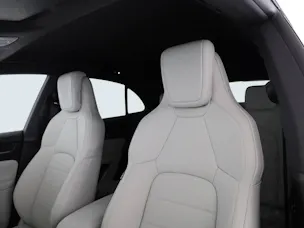 Porsche Macan 4