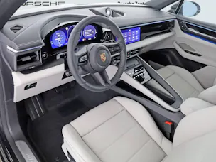 Porsche Macan 4