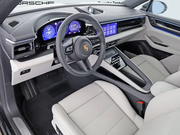 Porsche Macan 4