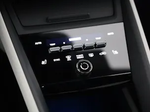 Porsche Macan 4