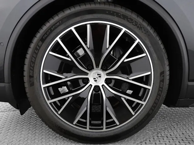 Porsche Macan 4