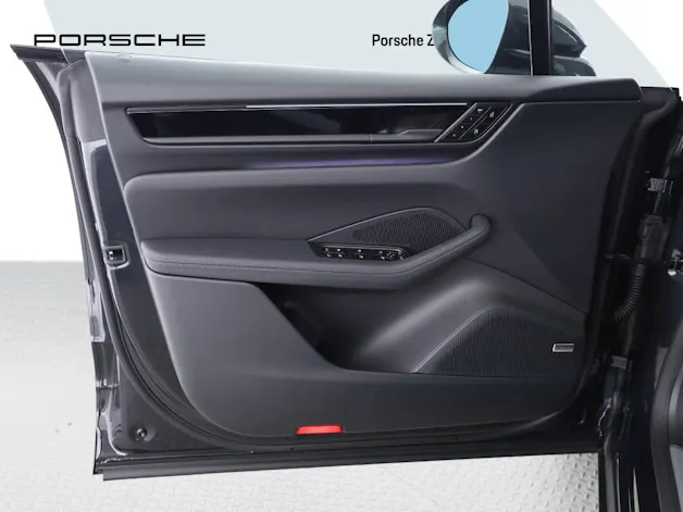 Porsche Macan 4