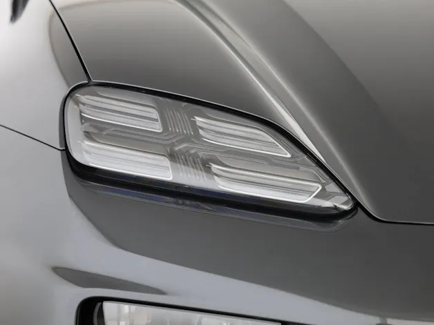 Porsche Macan 4