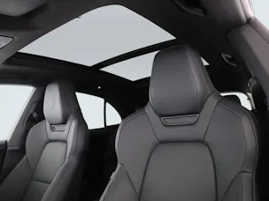 Porsche Macan 4