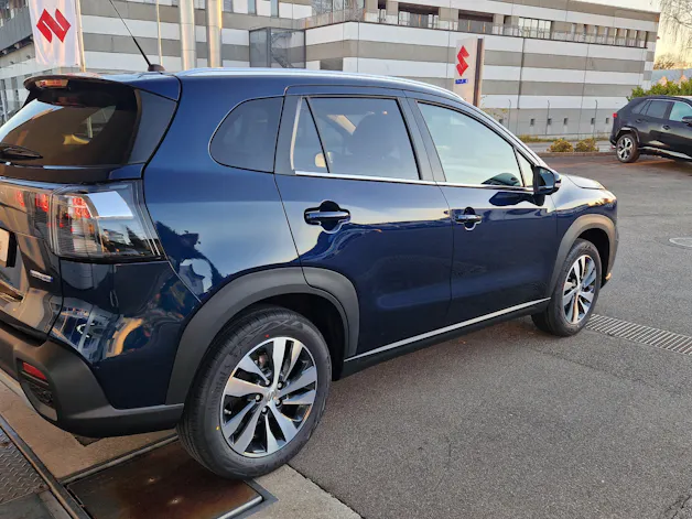 Suzuki S-Cross 1.4 T Compact Top Hybrid 4x4