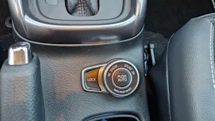Suzuki S-Cross 1.4 T Compact Top Hybrid 4x4