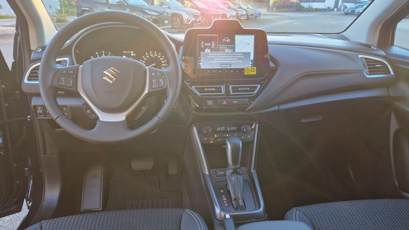 Vehicle image 7 Vehicle image 7