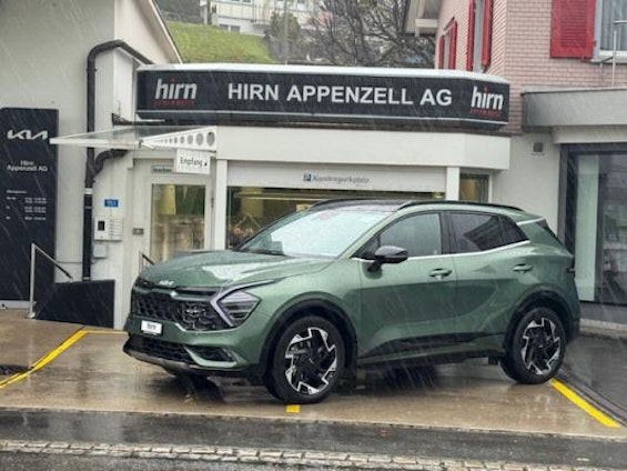 First vehicle image First vehicle image