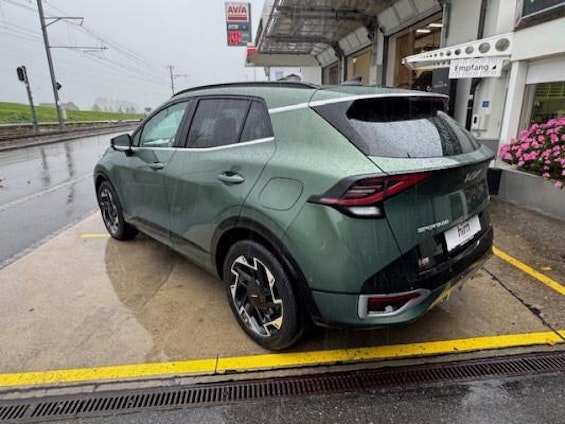 Vehicle image 3 Vehicle image 3