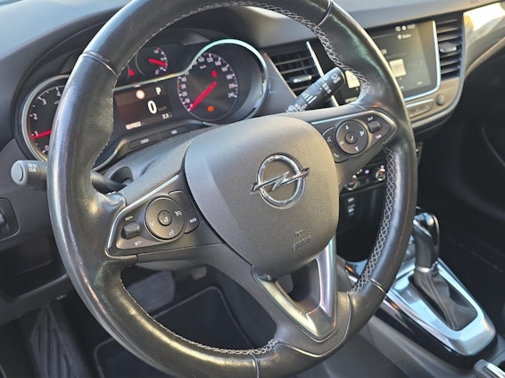 Vehicle image 8 Vehicle image 8