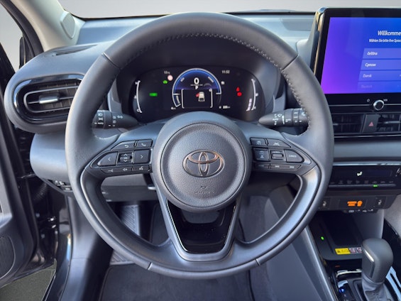 Vehicle image 9 Vehicle image 9