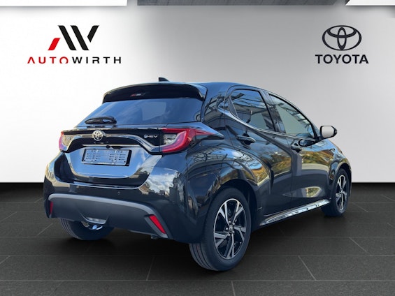 Vehicle image 4 Vehicle image 4