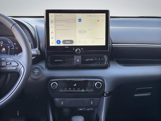 Vehicle image 12 Vehicle image 12