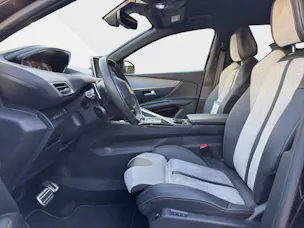 Peugeot 3008 1.6 Plug-in Hybrid4 GT 300PS