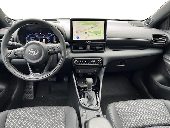 Vehicle image 4 Vehicle image 4