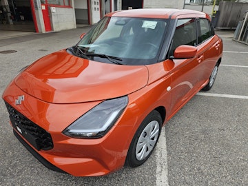 Vehicle image SUZUKI SWIFT 0