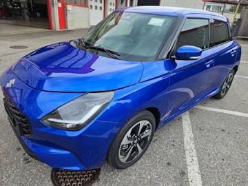 Vehicle image SUZUKI SWIFT 0