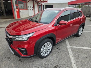 Vehicle image SUZUKI S-CROSS 0 Vehicle image SUZUKI S-CROSS 0