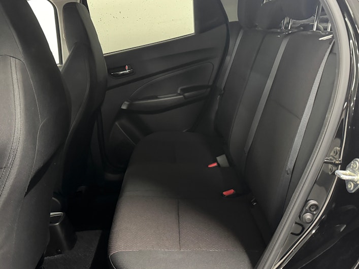 Vehicle image SUZUKI SWIFT