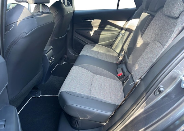 Vehicle image 10 Vehicle image 10