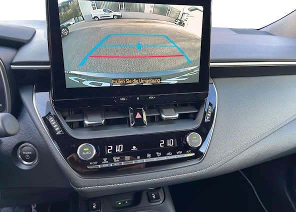 Vehicle image 9 Vehicle image 9