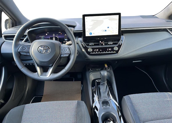 Vehicle image 4 Vehicle image 4