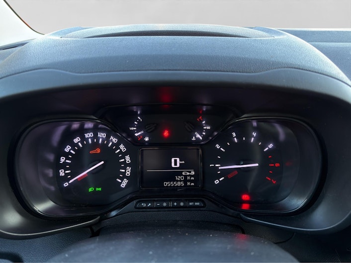 Vehicle image TOYOTA PROACE CITY