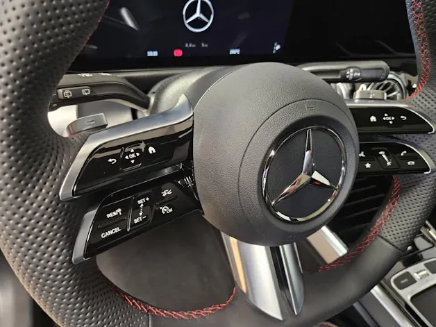 Mercedes-Benz EQB 350 4Matic Excellence Edition AMG Line