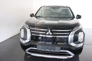 Vehicle image MITSUBISHI Outlander 2.4 PHEV Intense 4x4