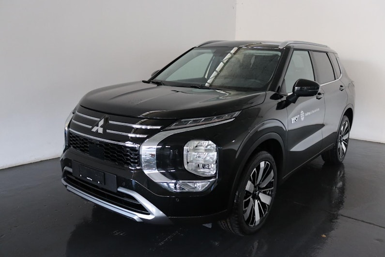 Vehicle image MITSUBISHI OUTLANDER