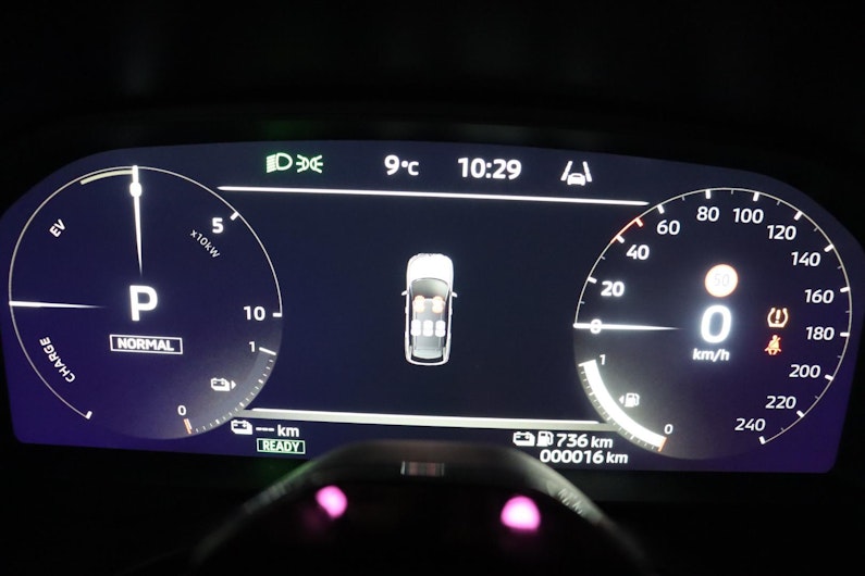 Vehicle image MITSUBISHI OUTLANDER