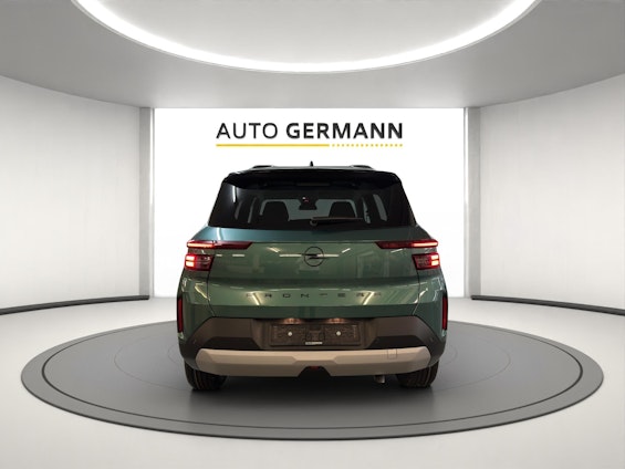 Vehicle image 5 Vehicle image 5