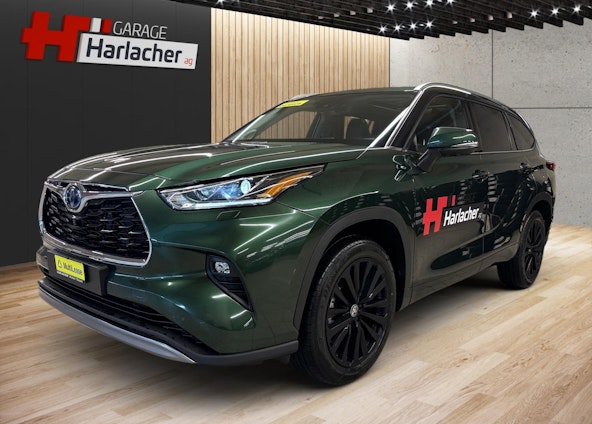 First vehicle image First vehicle image