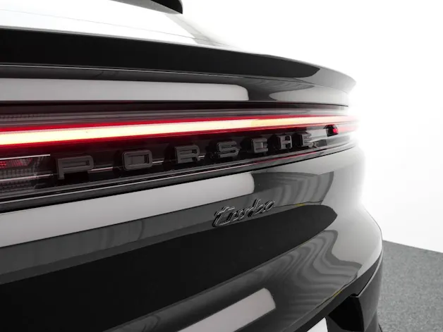 Porsche Cayenne Turbo E-Hybrid Coupé