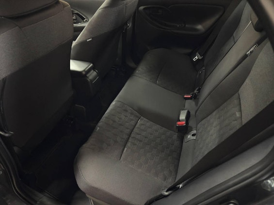 Vehicle image 7 Vehicle image 7