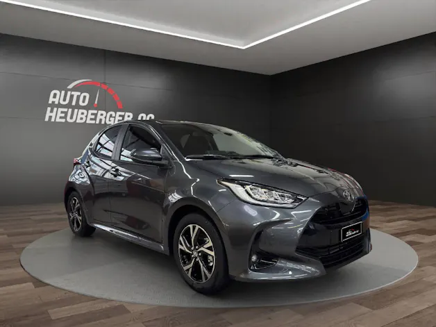 Toyota Yaris 1.5 VVT-i HSD Trend