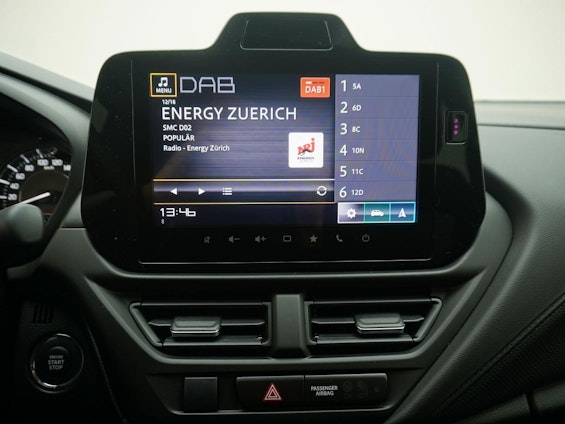 Vehicle image 13 Vehicle image 13