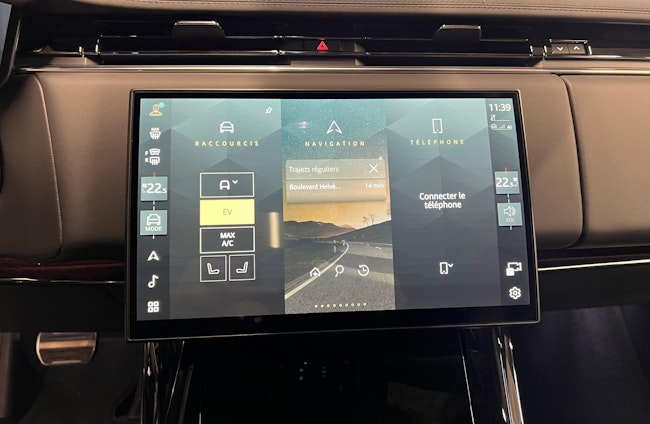 Vehicle image 4 Vehicle image 4