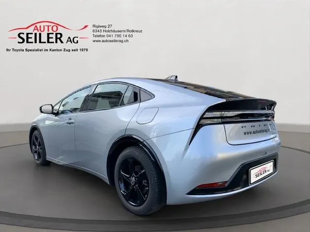 Toyota Prius 2.0VVT-i Plug-in Hybrid Style