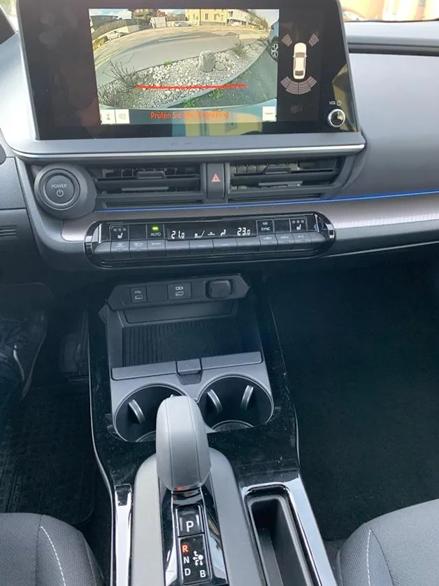 Toyota Prius 2.0VVT-i Plug-in Hybrid Style